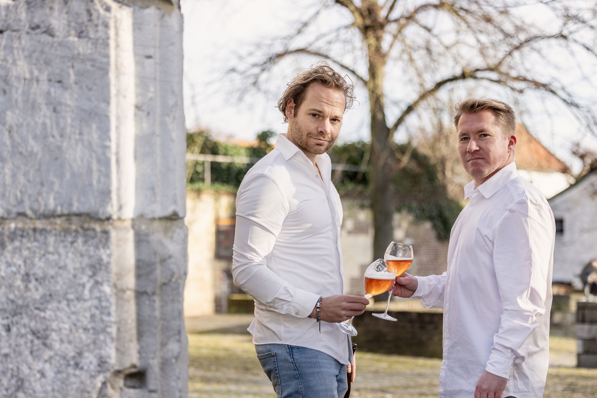 Pim en Roel, de brouwers van Thorns Wit, samen in Thorn